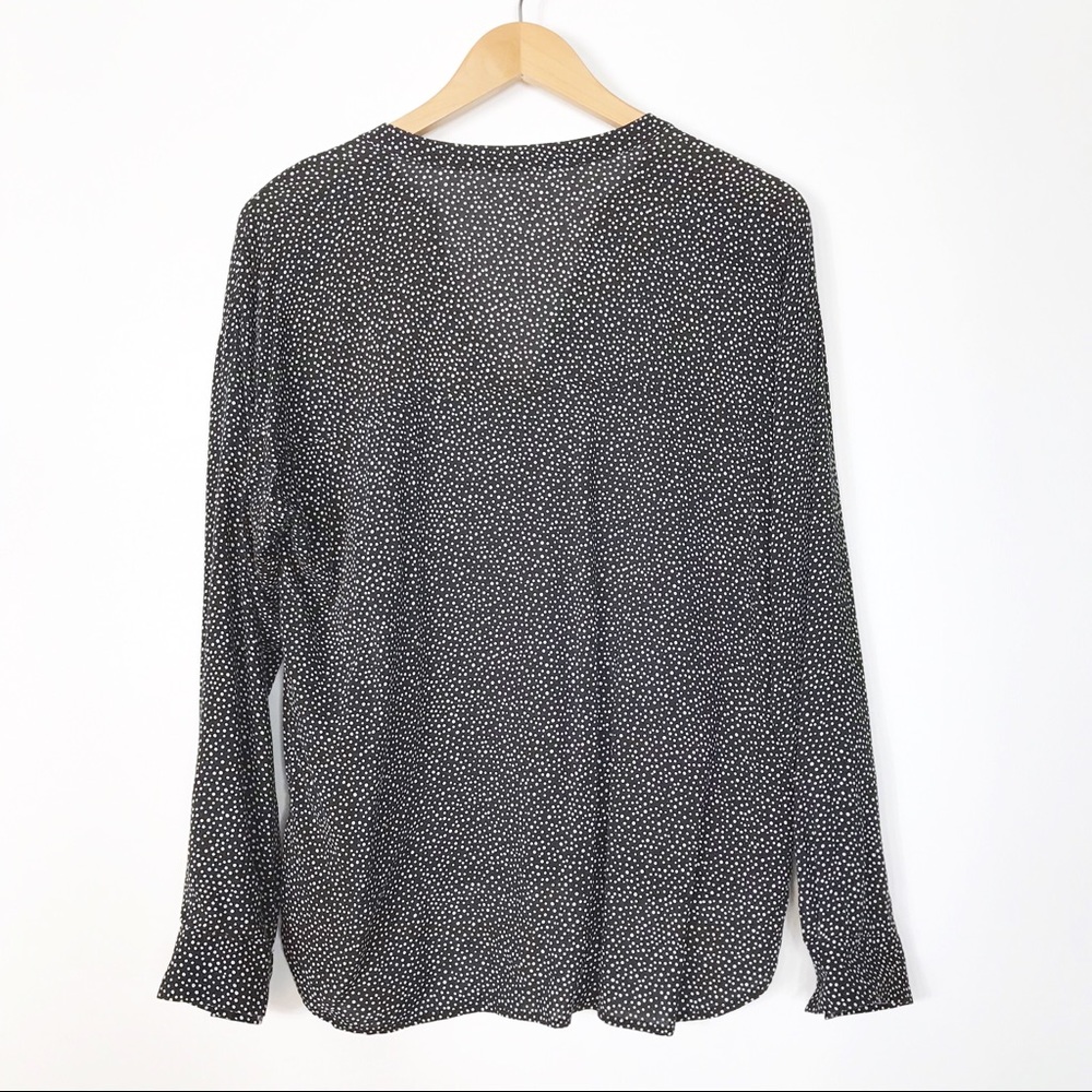 Old Navy Black/White Polka Dot Top - M - Picture 2 of 4